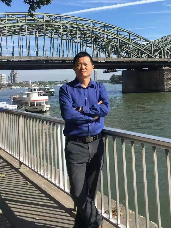 founder of wonderfires lion chen